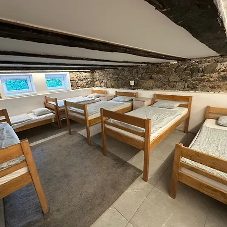 Hostel Simpl - Fully Renovated In 2026 *